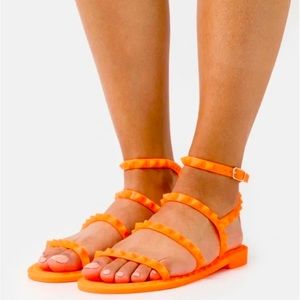 Steve Madden Travel Flat Studded Sandals